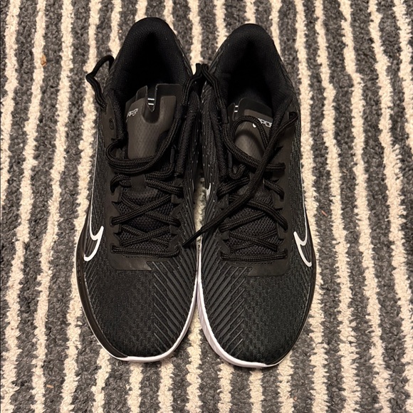 Women’s Nike Vapor 11 Tennis Court Shoes - Picture 4 of 9